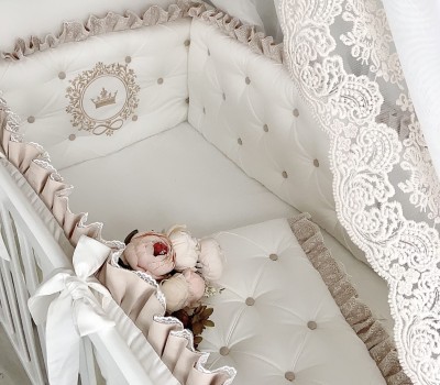 Бортики в кроватку "Облако", 6 подушек 60*30 см. Подходит как для прямоугольной, так и для овальной кроватки.